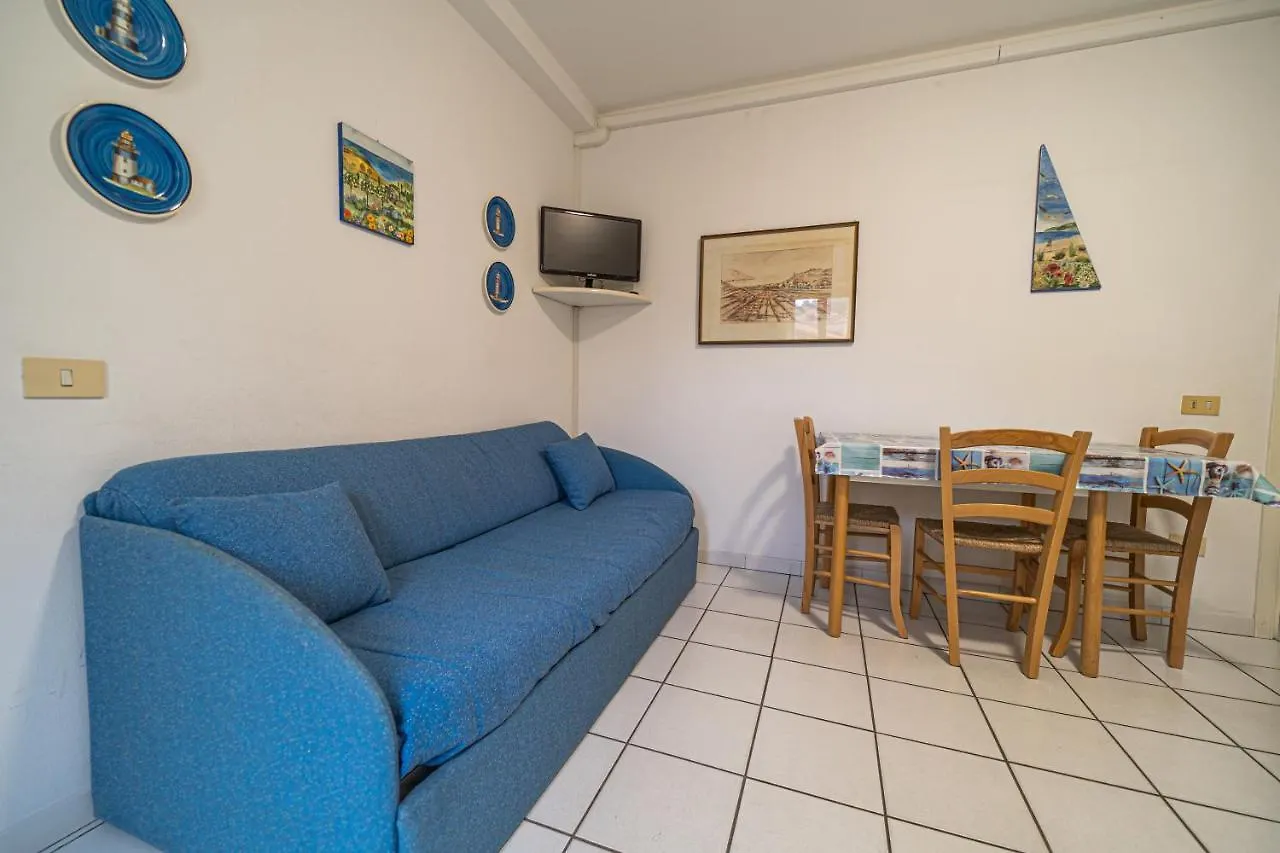Apartment Appartamenti Il Monumento Marina di Campo Italy