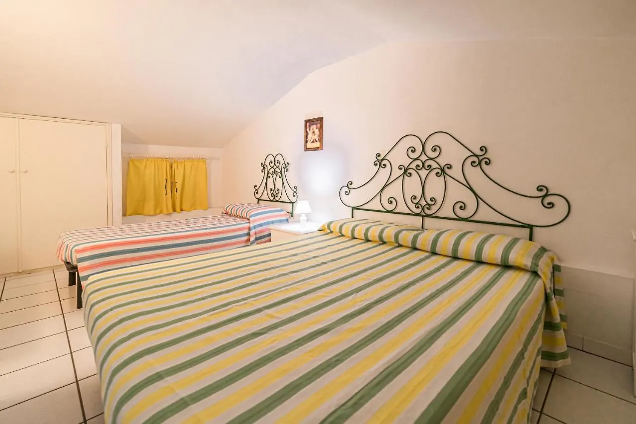 Appartamenti Il Monumento Marina di Campo Apartment